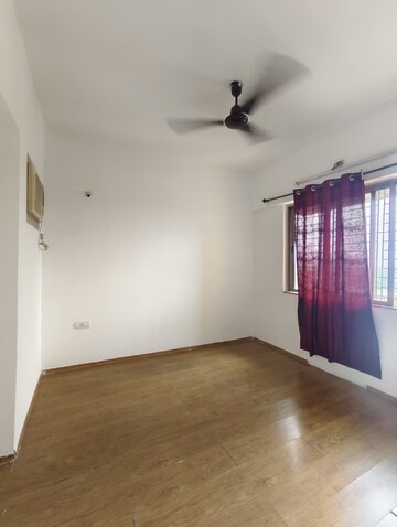 Room in 2 BHK Apartment at Lodha Casa Bella Gold, Dombivli East – for Sale