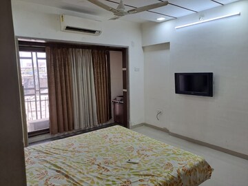 Bedroom in 2 BHK Apartment at Bhanushanti Complex, Malad East – for Rent