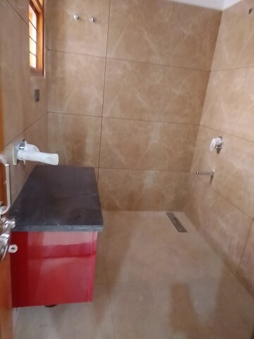 Bathroom in 2 BHK Independent House at Gomti Nagar – for Rent