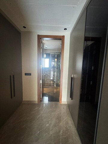 Building Lobby in 4 BHK Builder Floor at Kohli One Malibu Town, Sector 47 – for Sale