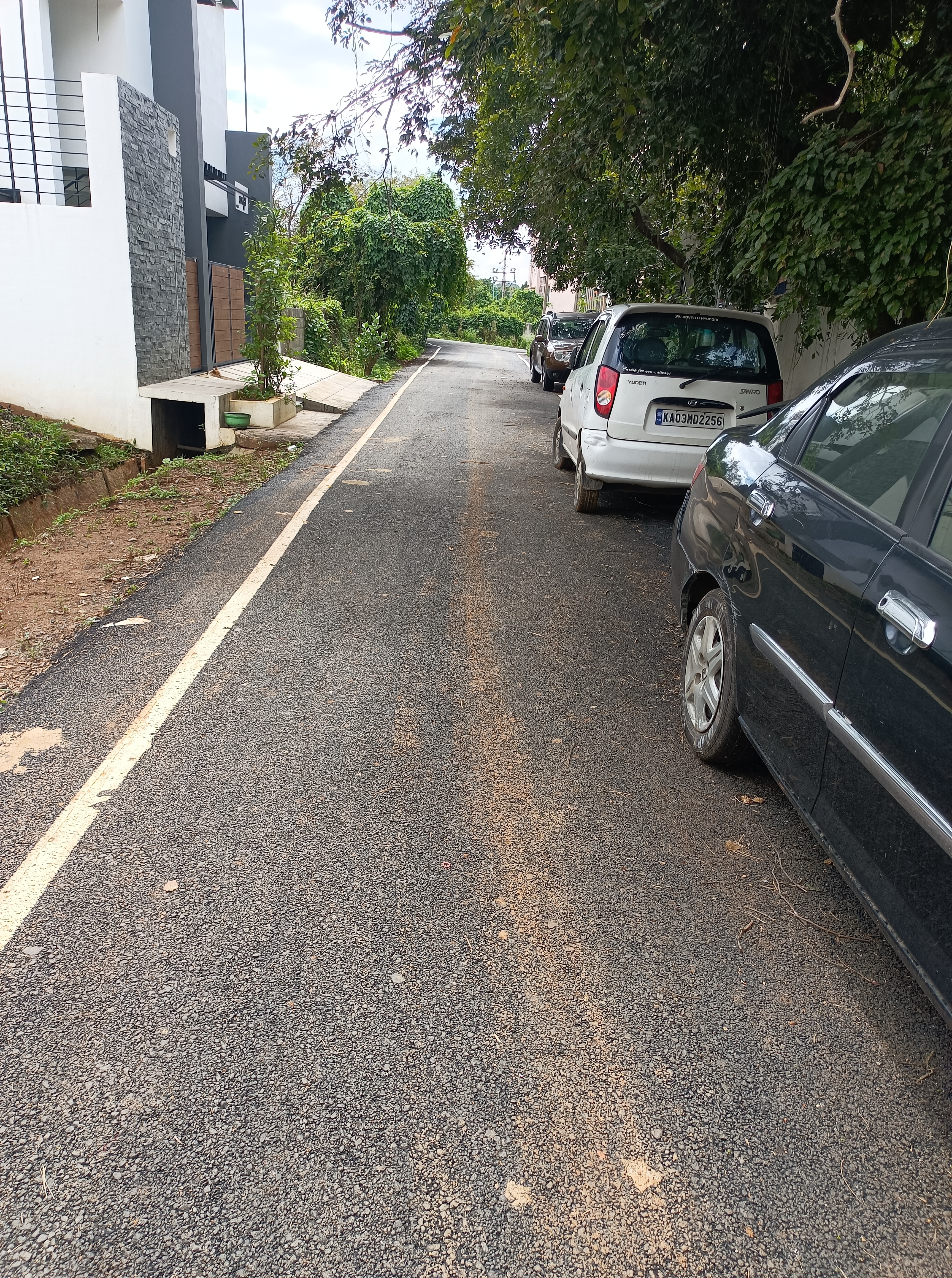 Plot For Sale in Plot 7076