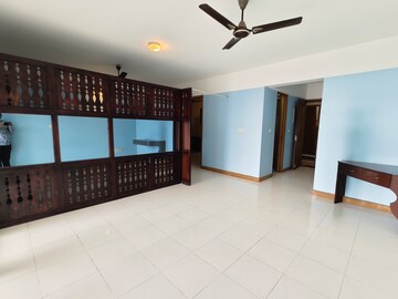 Room in 3 BHK Apartment at Mather Ivory Heights, Panampally Nagar – for Sale