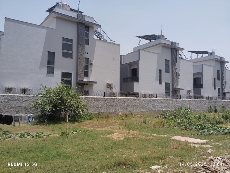 undefined, bhati village  1160 Sq.Ft. Plot In Bhati Village Delhi 8824612