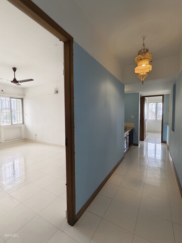 Room in 3 BHK Apartment at Mather Ivory Heights, Panampally Nagar – for Sale
