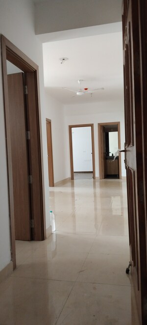 Room in 3.5 BHK Apartment at ATS Nobility, Sector 4 Greater Noida – for Sale