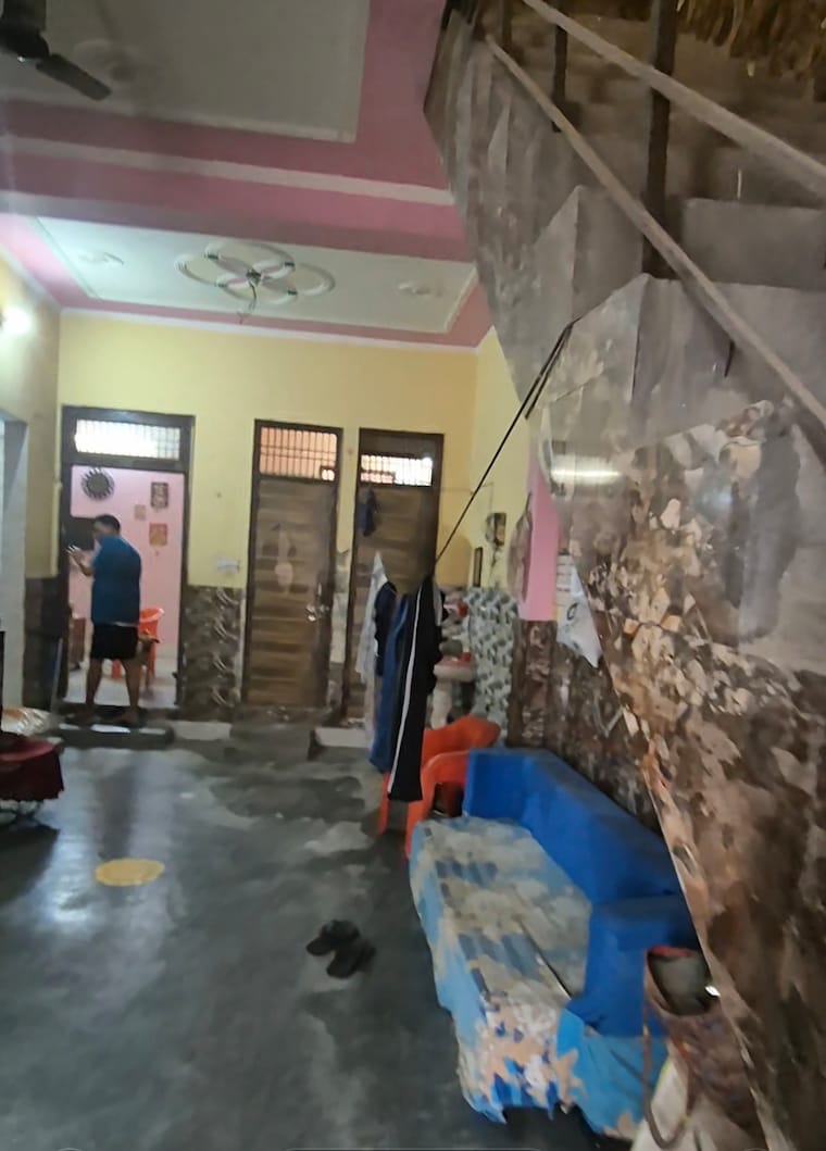  Parking, sector 91 2 Bedroom 100 Sq.Yd. Independent House In Sector 91 Faridabad 8824659