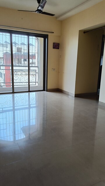 1.5 BHK Apartment For Rent in Madhav Palacia, Ghodbunder Road