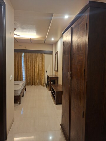 Furnished Amenities in 6+ BHK Independent House at Sector 43 – for Rent
