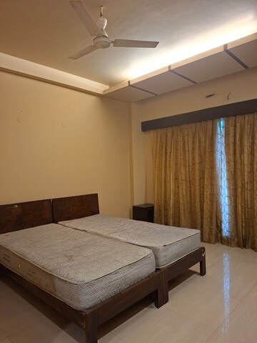 Balcony in 6+ BHK Independent House at Sector 43 – for Rent