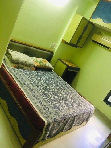 Bedroom in 2 BHK Apartment at Shrenik CHS, Panch Pakhadi – for Rent