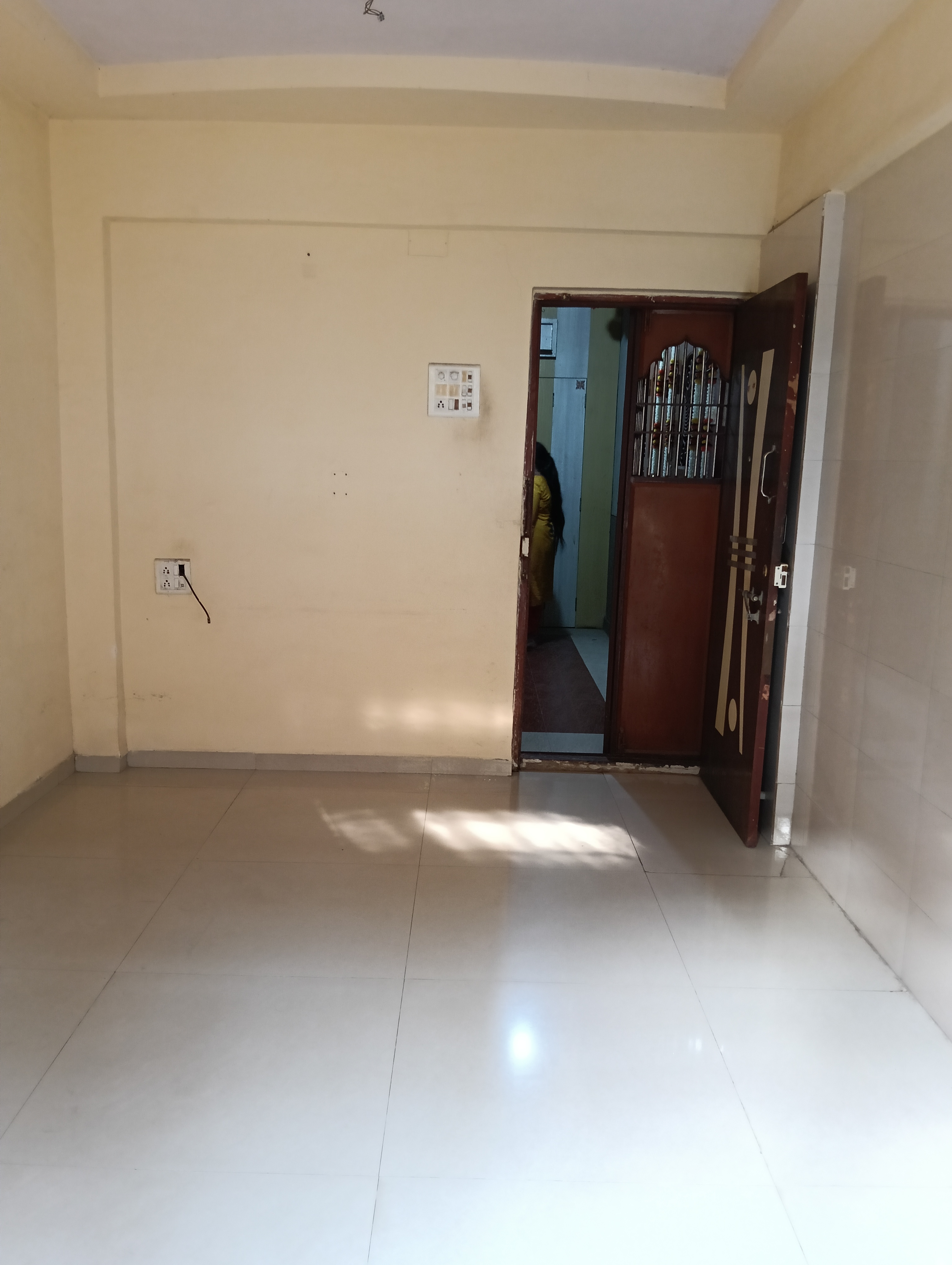 2 BHK + Servant Room Apartment For Rent in Gangeshwar Tower