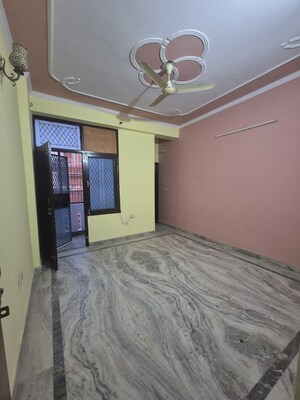 Room in 2 BHK Builder Floor at Sector 91 – for Sale