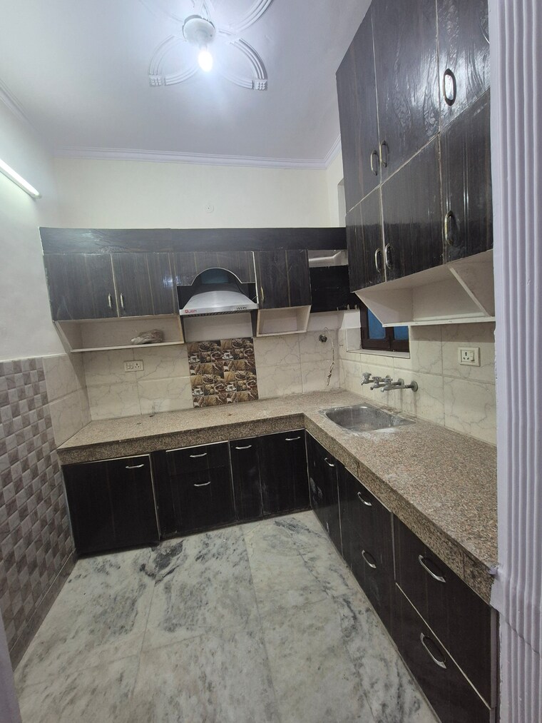 Kitchen, sector 91 2 Bedroom 120 Sq.Yd. Builder Floor In Sector 91 Faridabad 8825015