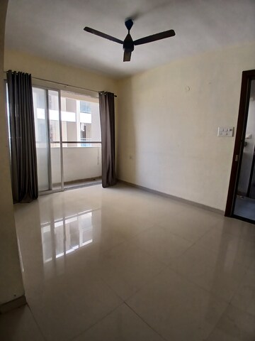 Living Room in 2 BHK Apartment at Darga Road – for Rent