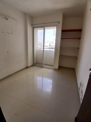 Bedroom in 2 BHK Apartment at Darga Road – for Rent