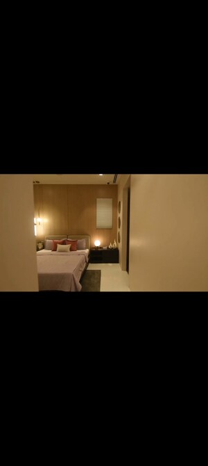 Room in 2 BHK Apartment at Kalpataru Parkcity, Kolshet Road – for Sale