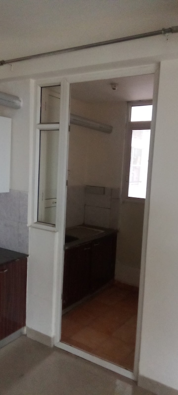 Bathroom in 3 BHK Apartment at Parker White Lily, Sector 8 – for Rent