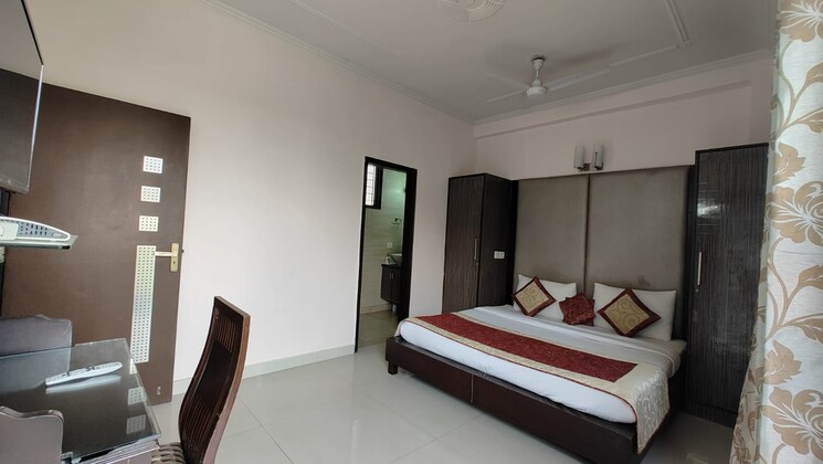 Bedroom, dda-rosewood-apartments 3.5 Bedroom 2200 Sq.Ft. Apartment In Vasant Kunj Delhi 8825559