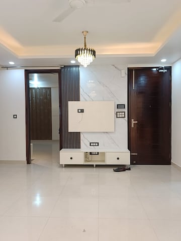 Living Room in 3 BHK Builder Floor at Kohli One Malibu Town, Sector 47 – for Rent