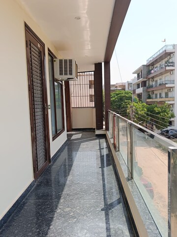 Balcony in 3 BHK Builder Floor at Kohli One Malibu Town, Sector 47 – for Rent