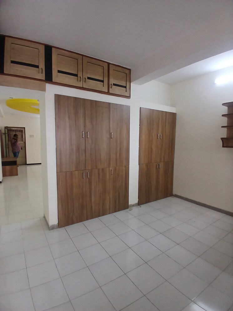 Room, darga road 3 Bedroom 1100 Sq.Ft. Apartment In Darga Road Aurangabad 8825857