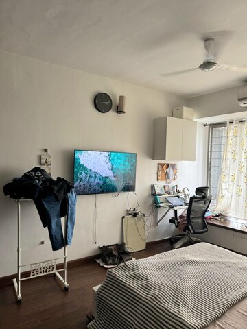 Master Bedroom in 3 BHK Apartment at The Wadhwa The Address, Ghatkopar West – for Sale