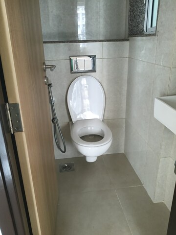 Bathroom in 1 BHK Apartment at LnT Veridian, Powai – for Rent