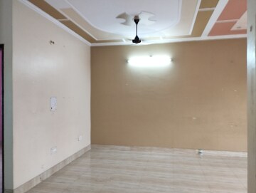 Room in 2 BHK Independent House at Sector 15 – for Rent
