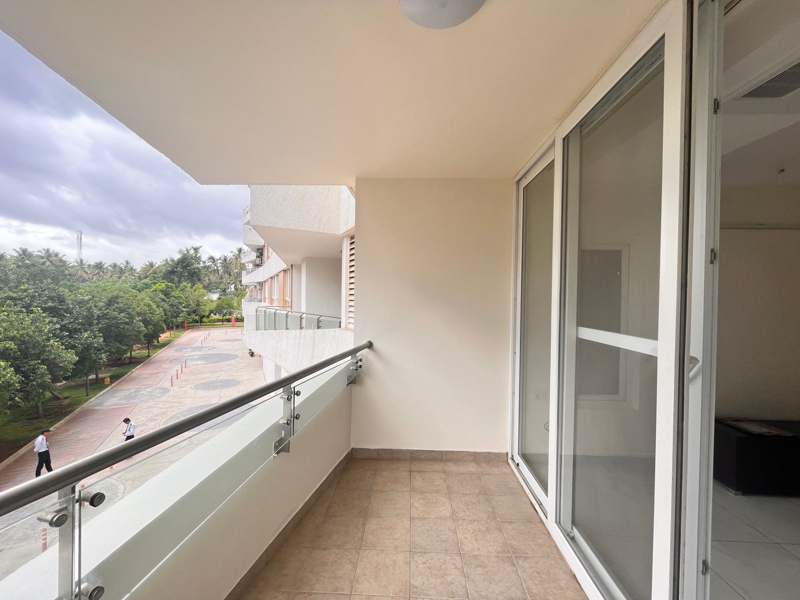 3 BHK Apartment For Rent in Mantri Manyata Lithos