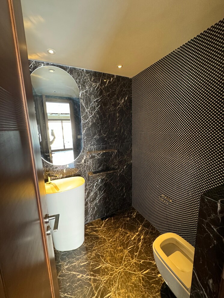 Bathroom, panchsheel park 3 Bedroom 2500 Sq.Ft. Apartment In Panchsheel Park Delhi 8826327