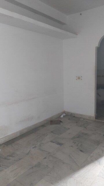 Balcony in 1 RK Builder Floor at Mayur Vihar – for Rent