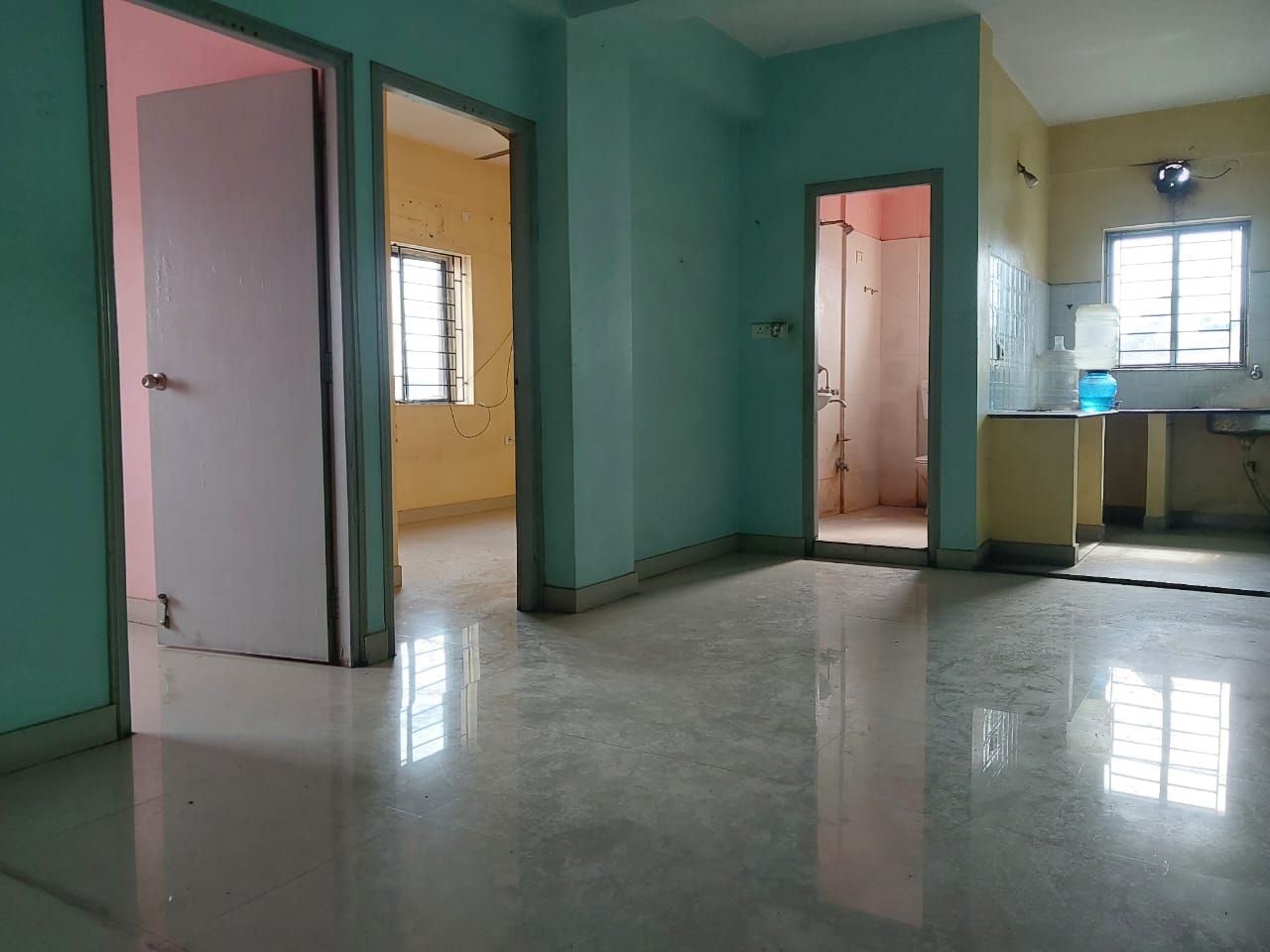 2 BHK + Servant Room 911 Sq.Ft. Apartment in Shrachi Greenwood Elements