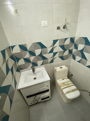 Master Bedroom in 3 BHK Builder Floor at Indrapuram – for Sale