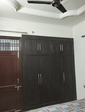 Furnished Amenities in 2 BHK Independent House at Sector 15 – for Rent