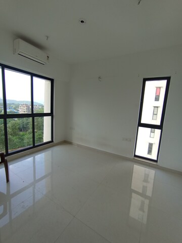 Master Bedroom in 3 BHK Apartment at Lodha Palava Serenity B, Dombivli East – for Sale