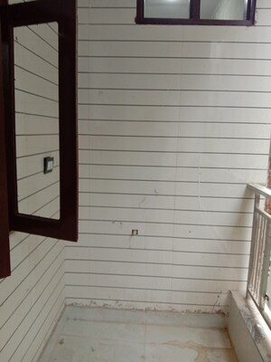 2 BHK Builder Floor For Sale in Dwarka Mor