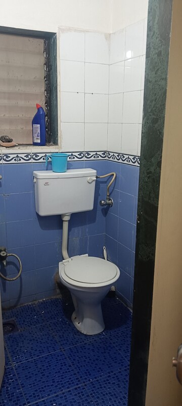Master Bedroom in 1 BHK Apartment at Kshitij CHS, Goregaon East – for Rent