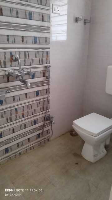 Bathroom in 2 BHK Builder Floor at Kadamkuan – for Rent