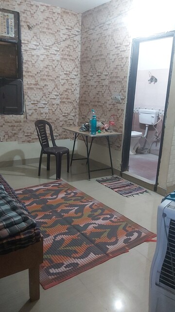 Kitchen in 1 RK Builder Floor at Mayur Vihar – for Rent