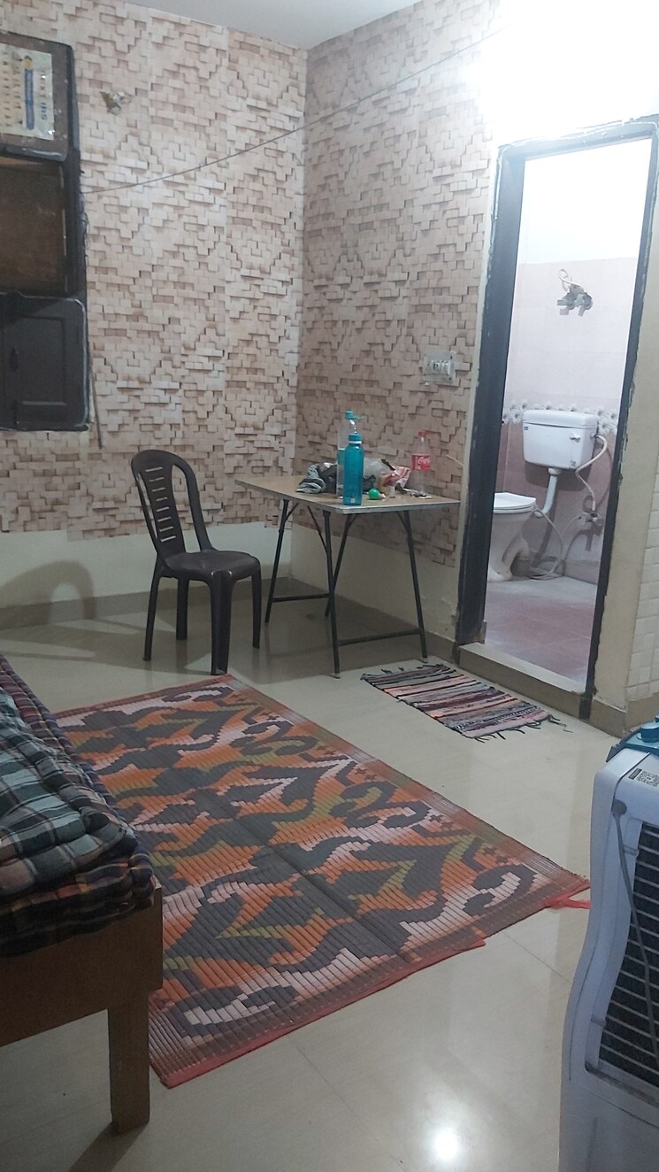 Kitchen, mayur vihar 1 RK 300 Sq.Ft. Builder Floor In Mayur Vihar Delhi 8826453