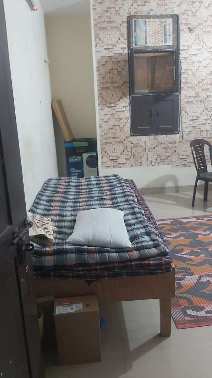 Living Room, mayur vihar 1 RK 300 Sq.Ft. Builder Floor In Mayur Vihar Delhi 8826453