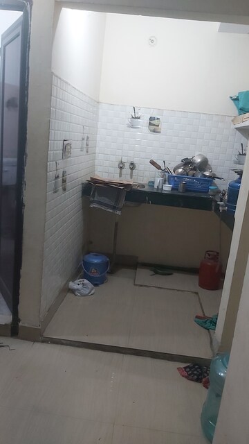 Master Bedroom in 1 RK Builder Floor at Mayur Vihar – for Rent