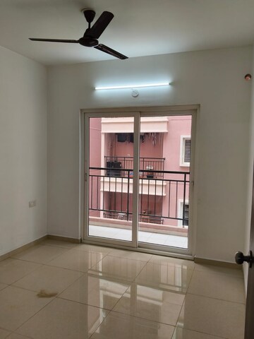 Room in 2 BHK Apartment at Urbanrise Spring Is In The Air, Ameenpur – for Rent
