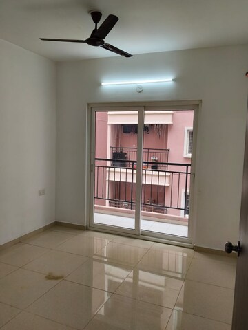 Room in 2 BHK Apartment at Urbanrise Spring Is In The Air, Ameenpur – for Rent