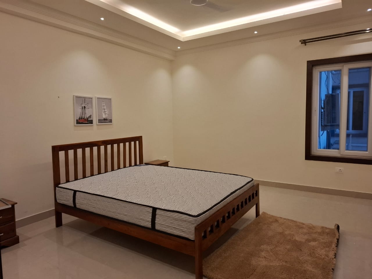2 BHK + Pooja Room Builder Floor For Rent in DLF Phase IV