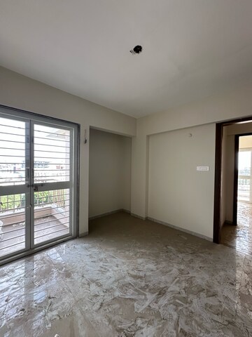 Room in 3 BHK Apartment at Kranti Chowk – for Sale