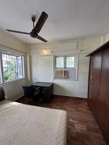 Bedroom in 2 BHK Apartment at Regency Apartment, Andheri West – for Rent
