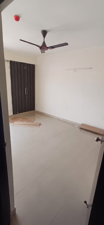 3 BHK Apartment For Rent in Gaur City 7th Avenue, Sector 4 Greater Noida