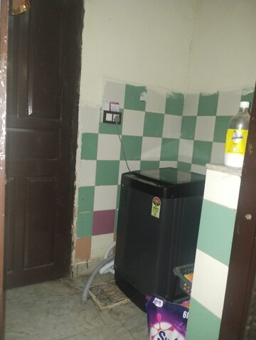 Master Bedroom in 1 BHK Builder Floor at SS 100, Sector 49 – for Rent