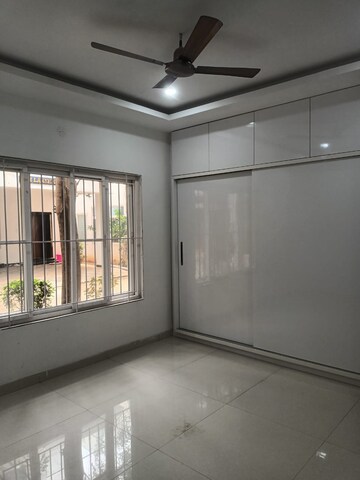 Room in 4 BHK Villa at TMR Orchids, Chokkanahalli – for Rent